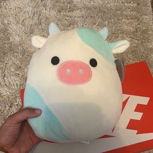 belana squishmallow